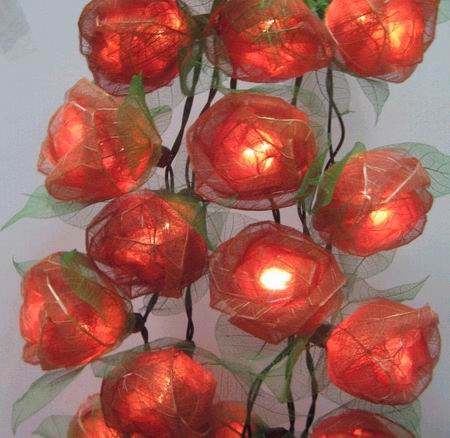 Red Rose Flower Head String - LONG lead 10 Metres 100 lights fairy lights